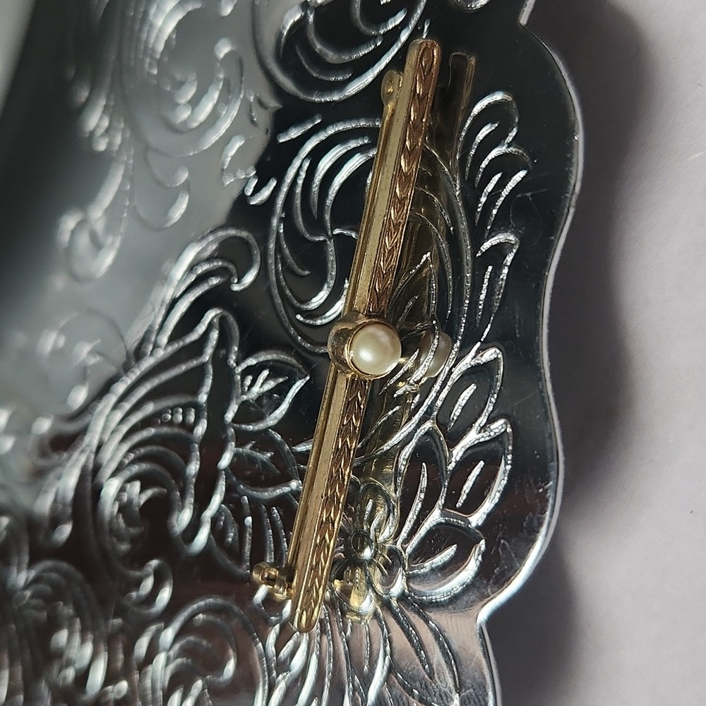Vintage Faux Pearl Bar Brooch